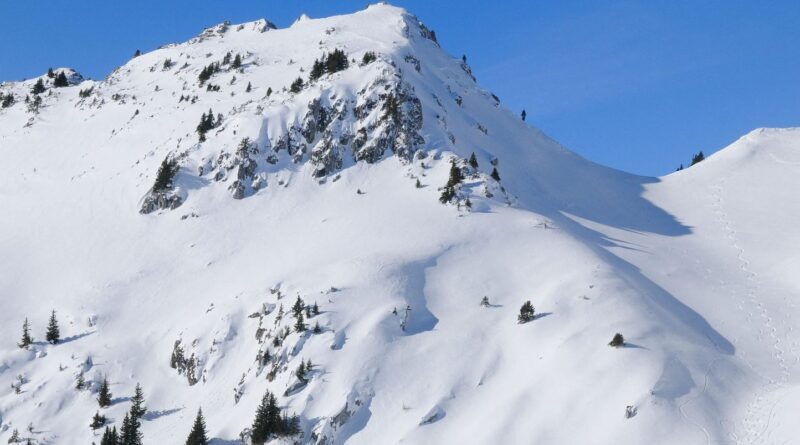 Haute-Savoie : Deux skieuses de randonnée ne survivent pas à une avalanche