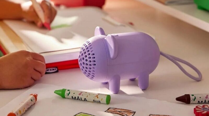 IKEA propose une enceinte souris à 14,99 € pour séduire les parents.
