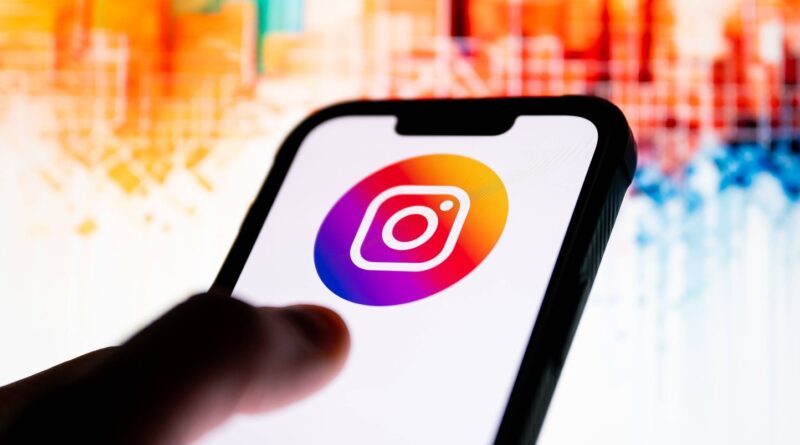 Instagram notifiera les parents de jeunes évoquant le suicide.