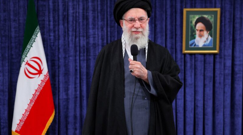Iran : Khamenei accorde des remises à 2.000 détenus, mais pas aux manifestants.