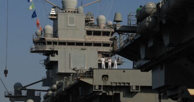 Iran : Un second porte-avions américain déployé dans le Golfe