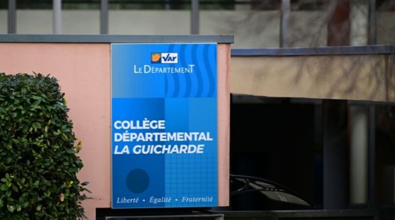 "J’avais trop de haine" : l'explication du jeune homme qui a poignardé sa professeure en France