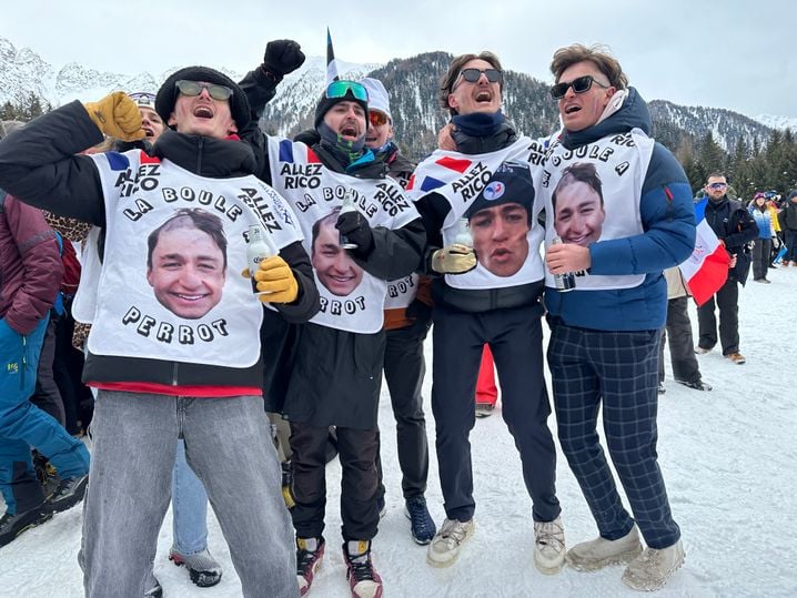 Les amis savoyards d'Eric Perrot donnent de la voix à Anterselva, depuis le début des Jeux olympiques.