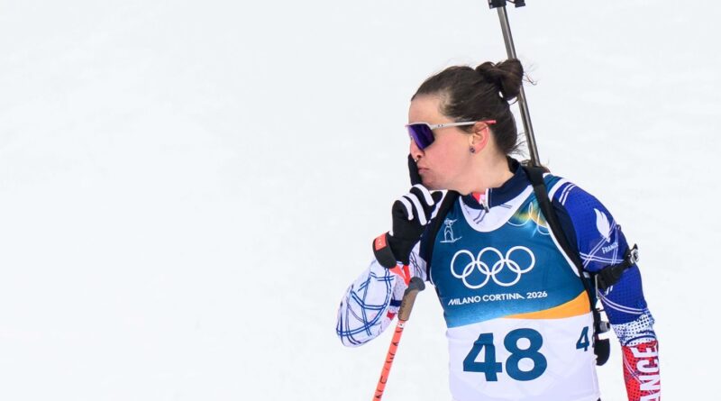 JO 2026 : Julia Simon réagit aux critiques sur les grands événements de biathlon