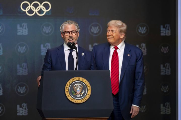 Casey Wasserman, le président du comité d'organisation des JO de Los Angeles 2028 avait échangé des mails salaces avec Ghislaine Maxwell en 2003.