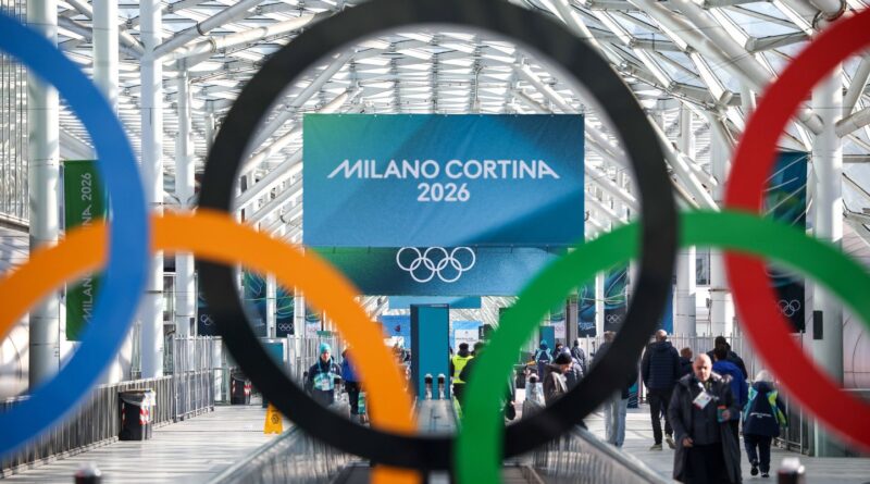 JO d’hiver 2026 : Greenpeace s'oppose aux sponsors pétroliers à Milan