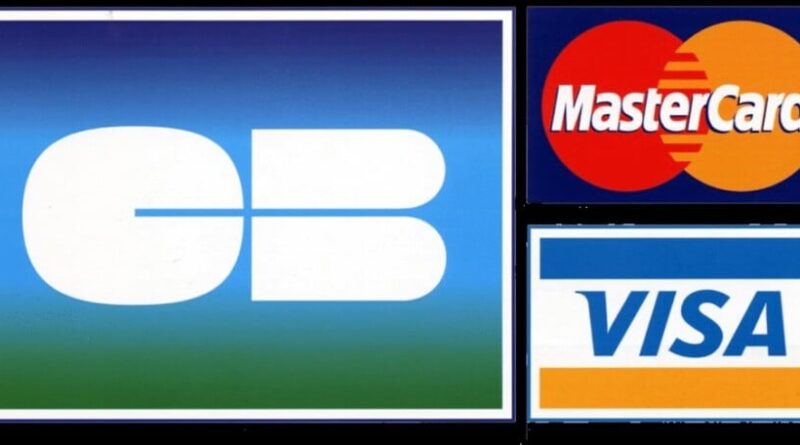 La Banque Postale intervient aussi contre Visa et Mastercard.