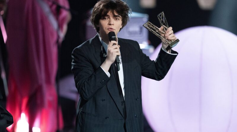 « La haine gratuite peut toucher » : Sam Sauvage répond aux insultes après sa victoire.