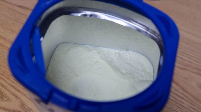 Lait infantile : Un troisième bébé ne survit pas à un produit rappelé en France