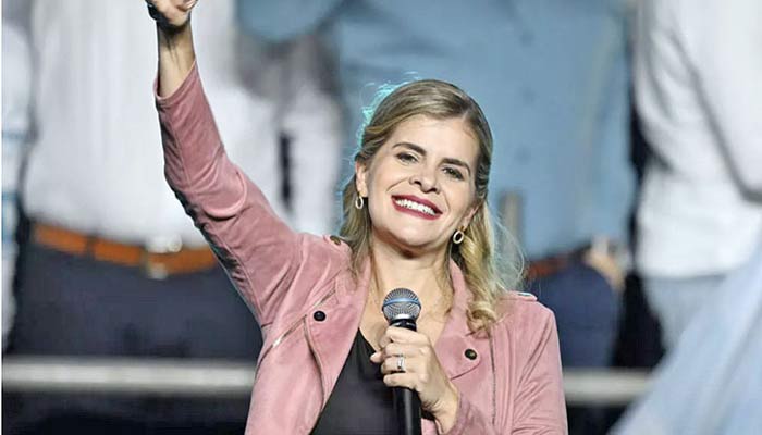 Laura Fernandez, élue présidente du Costa Rica, s'oppose à la fermeté contre le crime.