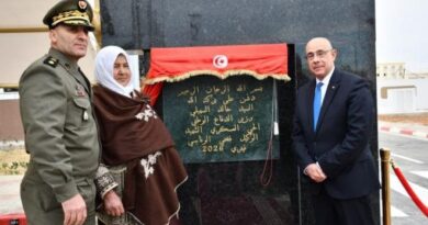 Le ministre de la Défense annonce des logements militaires pour les familles.