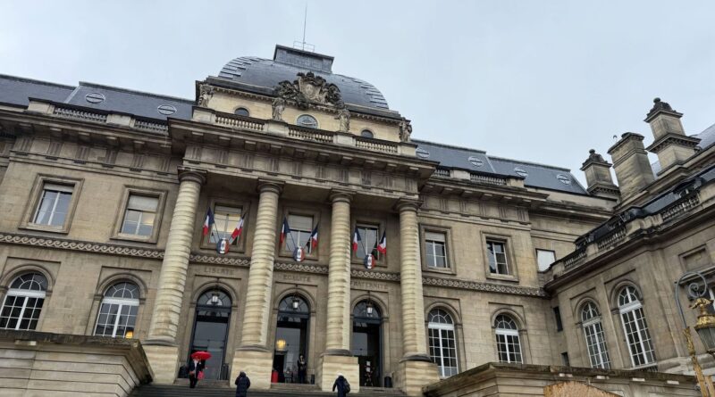 Le rappeur Naps condamné à 7 ans de prison pour viol.