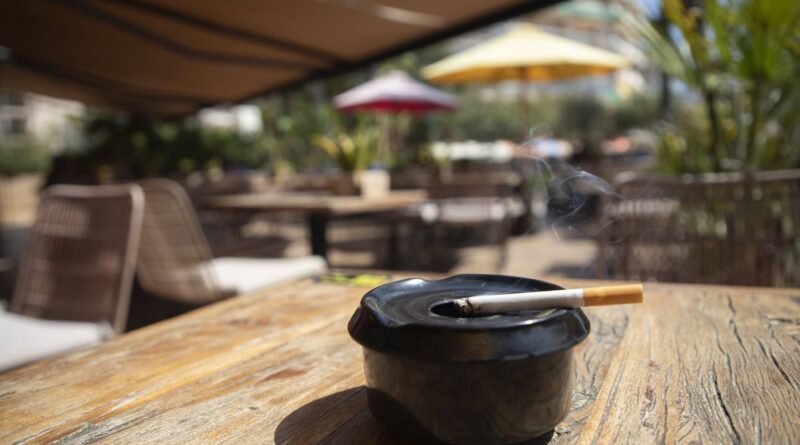 Le tabac tue toujours, inégalement selon régions, sexe et maladies.