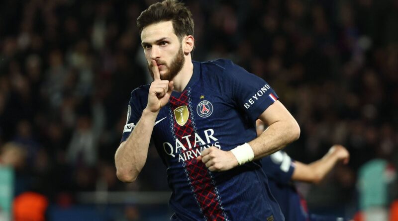 Les 16 équipes qualifiées pour les huitièmes de finale de la Ligue des champions.