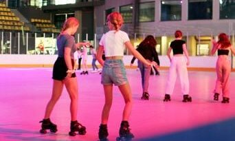 « Les seules vraies vacances qu’on a » : les ados ne veulent pas raccourcir l'été