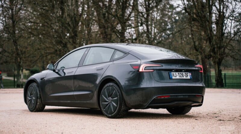 Les Tesla Model 3 et Model Y pourraient bientôt charger bidirectionnellement.