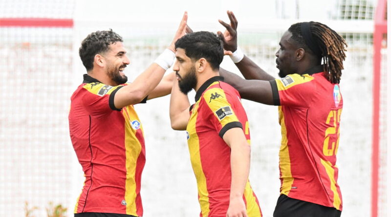 L’Espérance de Tunis bat le Stade Tunisien 1-0 et reprend la tête.