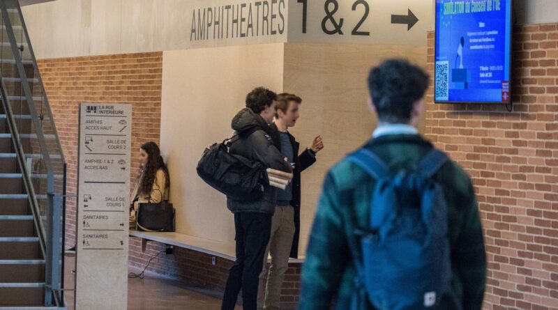 Limoges : Des étudiants utilisent le congé menstruel pour ne pas assister aux cours