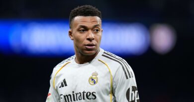 Litige Mbappé-PSG : Intervention d'un huissier pour 5,9 millions d'euros dus au joueur