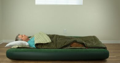 Logement chez une connaissance : tendance en hausse freinée en Belgique.