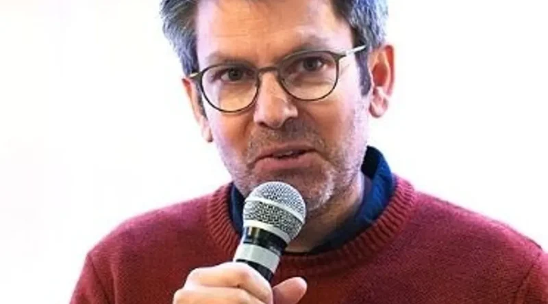 L'UCLouvain célèbre la résistance avec trois nouveaux docteurs.