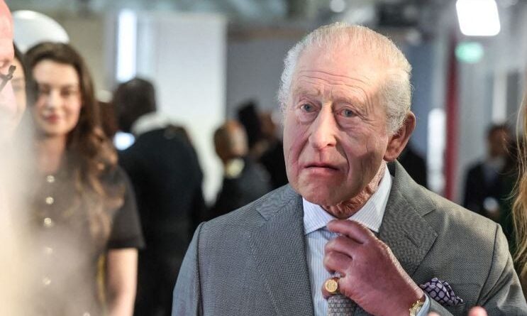 Maladie et scandales : trois ans difficiles pour Charles III