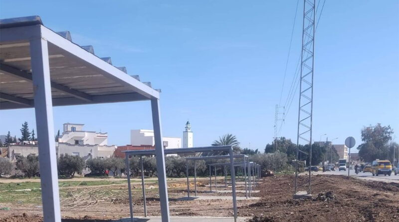 Manouba : vente de pain "Tabouna" pour aider les femmes défavorisées