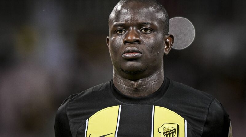 Mercato : Le transfert de N’Golo Kanté échoue à cause d'un problème informatique.