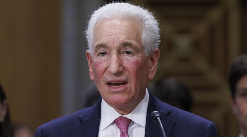 Mort de Quentin Deranque : Paris interpelle l’ambassadeur américain suite aux déclarations de l’administration Trump