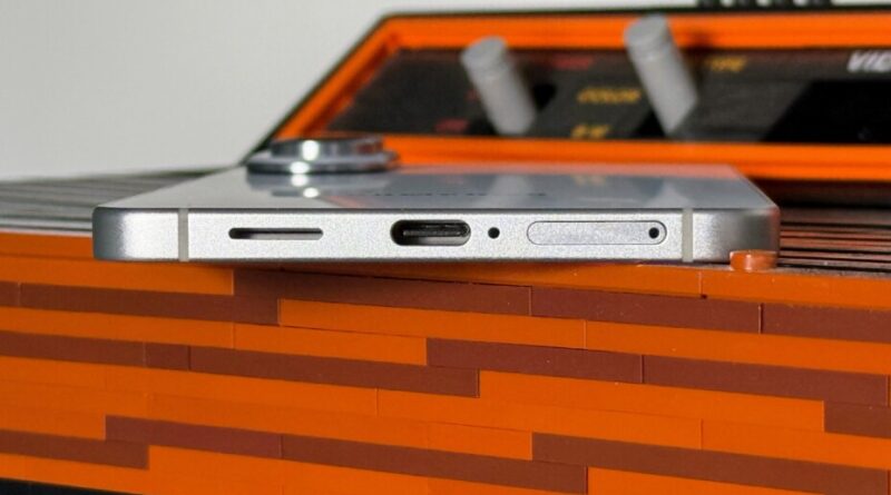 Motorola Edge 70 ou Samsung Galaxy S25 Edge : quel ultrafin choisir ?