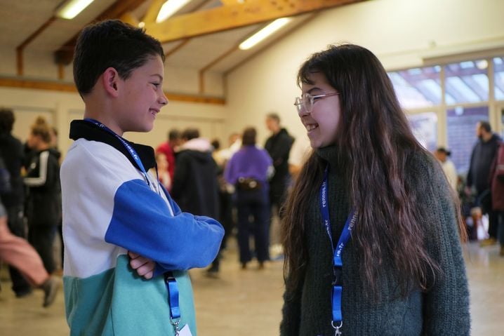 Lorys et Dyhia ont été élus délégués de classe, dans leur école primaire à Rennes. Ils veulent représenter leurs camarades et « porter leurs idées ».