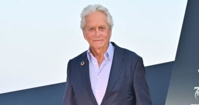 Oliver Stone soupçonnait Michael Douglas de consommation de drogues sur « Wall Street »