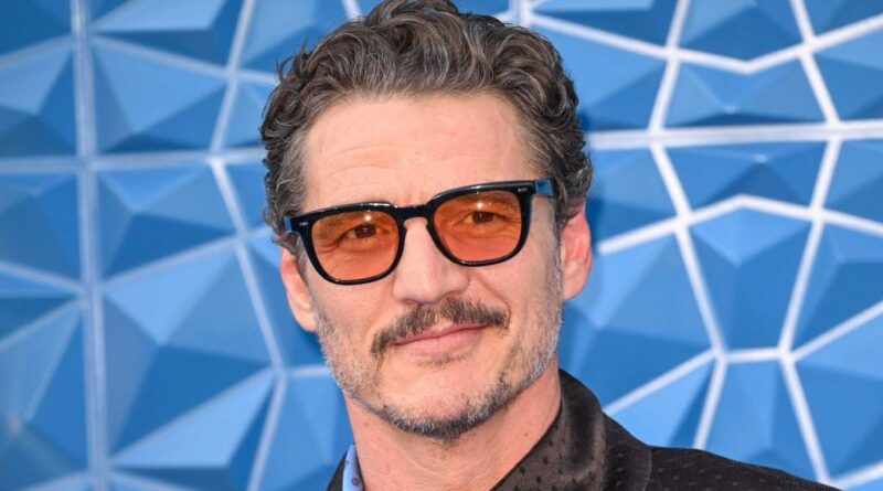 Pedro Pascal ne cache pas son affection pour un directeur artistique célèbre dans les rues.