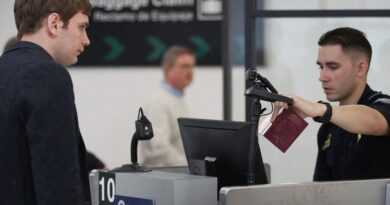 Pour entrer aux États-Unis, historique d'emails et réseaux exigé.