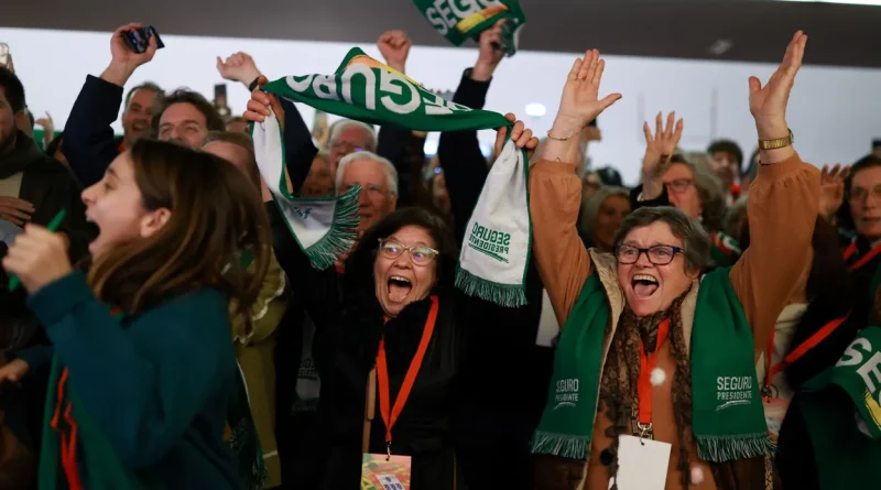 Présidentielle au Portugal : Antonio José Seguro l'emporte face à l'extrême droite.