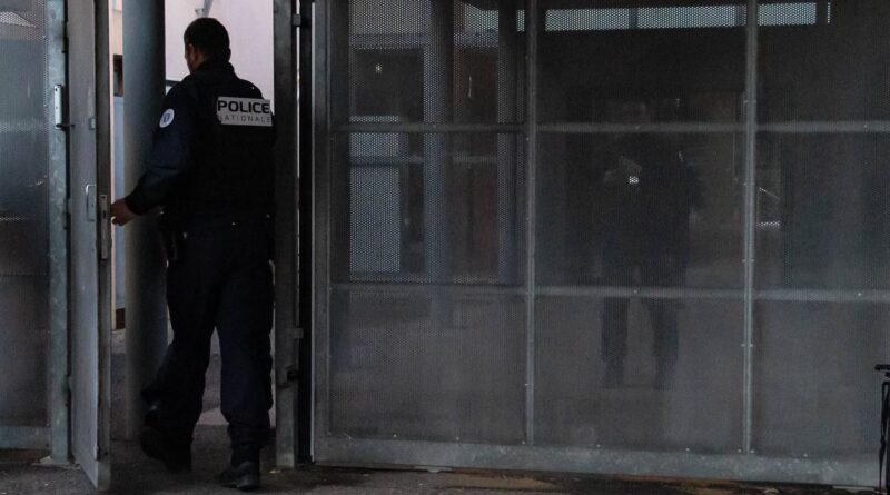 Professeure poignardée dans le Var : informations sur le suspect de 14 ans.