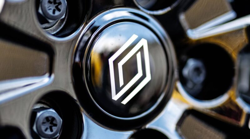 Renault ne produira pas plus de 600 drones kamikazes par mois au Mans.