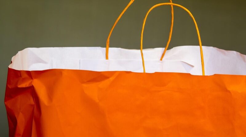 Royaume-Uni : Amende de 340 euros pour don de vêtements caritatifs