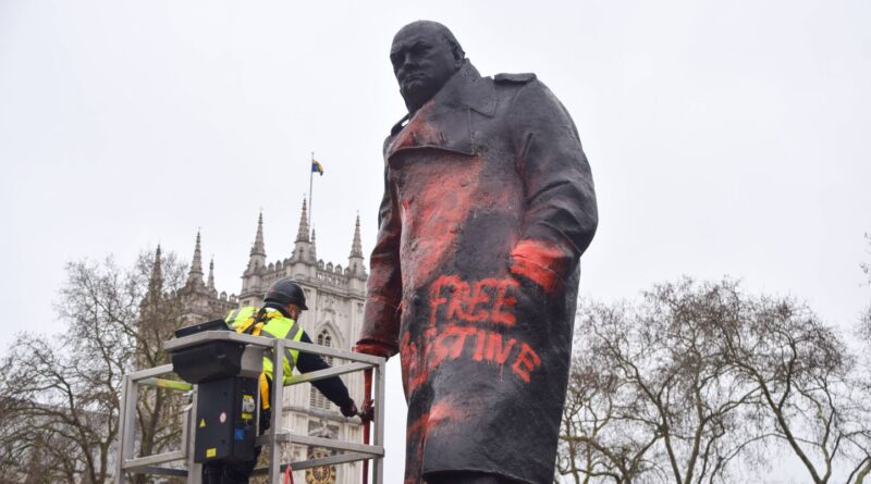 Royaume-Uni : Arrestation d'un homme pour dégradation de la statue de Churchill