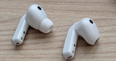 Samsung améliore design et son des Galaxy Buds 4 et Buds 4 Pro.