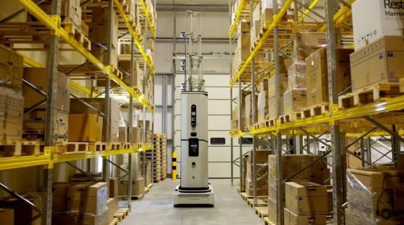 Stellantis : un robot géant réduit le temps de travail de 280 heures.