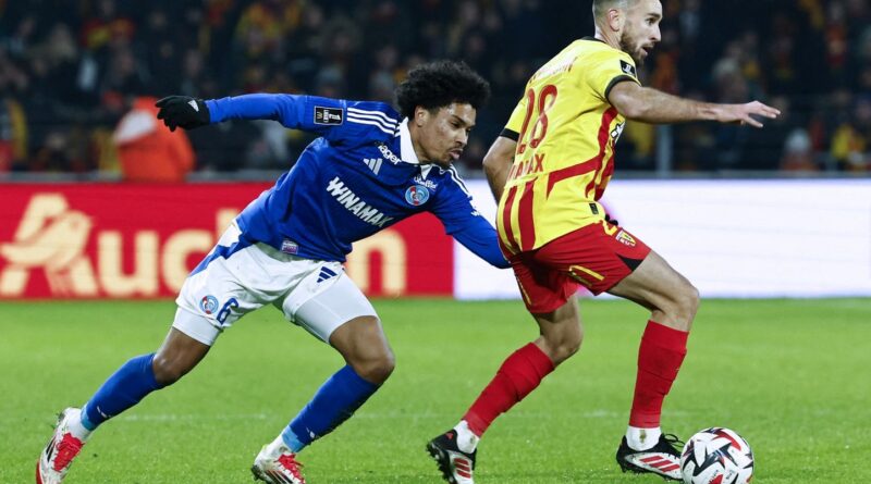 Strasbourg étouffé par des Lensois, occasions manquées en direct.