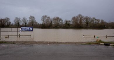 Tempête Nils : Alerte rouge pour crues en Gironde et Lot-et-Garonne, vent en Aude