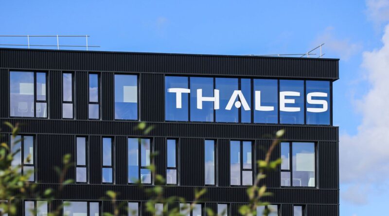 Thales recrutera 9.000 personnes dans le monde, 3.300 en France.