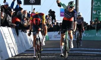 Tour de l'Algarve : Paul Seixas remporte la 2e étape, Ayuso et Almeida derrière