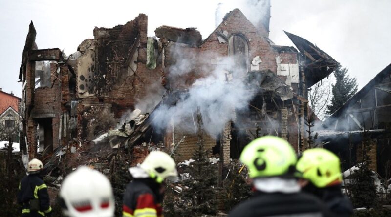 Trois morts dans des frappes russes à Odessa et Zaporijjia.