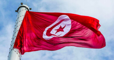 Tunisie : conséquences de la prolongation de l'état d'urgence.