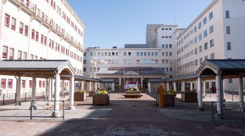 Un détenu de 27 ans décède à la prison de Mons.