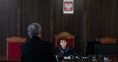 Un haut responsable de l'Église en Pologne jugé pour couverture d'abus sexuels.