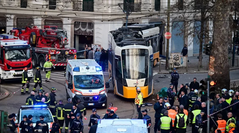 Un tramway déraille à Milan : deux morts, plusieurs blessés.